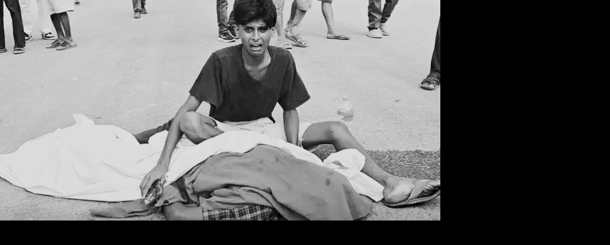सिरहाको गोलबजारमा प्रहरीको गोली लागेर एक जनाको मृत्यु सिरहाको गोलबजारमा प्रहरीको गोली लागेर एक जनाको मृत्यु